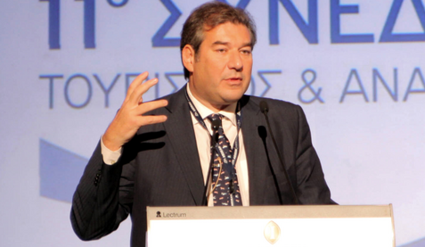 Νίκος Καραχάλιος: Ο Μητσοτάκης νοιάζεται μόνο για την καρέκλα του!