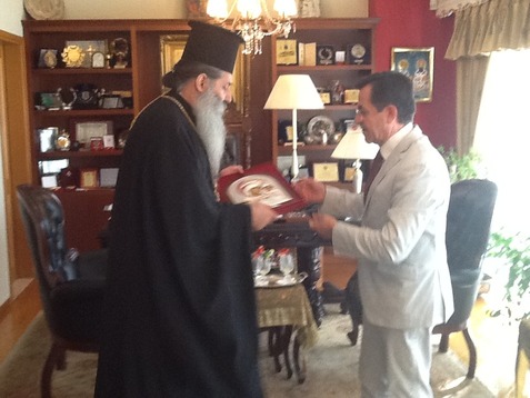 Συνάντηση Νίκου Νικολόπουλου με Μητροπολίτη Πειραιά.