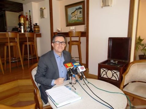 Αποσύρει λόγω ασυμβίβαστου την υποψηφιότητά του για ευρωβουλευτής ο Νικ. Νικολόπουλος