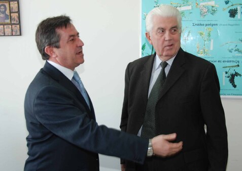 SOS ΕΚΠΕΜΠΟΥΝ ΟΙ ΠΛΗΓΕΝΤΕΣ ΚΑΛΛΙΕΡΓΗΤΕΣ